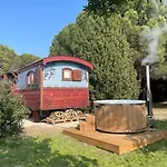Ferienhaus Le Pont Rouge Roulotte Sylvéréal