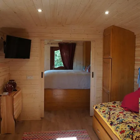 Le Pont Rouge Roulotte Casa vacanze